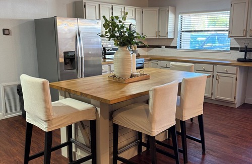 Oak Ridge House | Spacious and cozy retreat in Orlando. minutes from Disney World, Universal