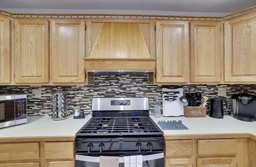 Pocono Lake House | Spacious Creek Front 6-bedroom home-Lake/Pool/Kayaks/Hot Tub/Game Rm/Fire Pit.