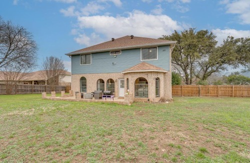 Encino Park House | Spacious Family Home w/Patio in San Antonio!