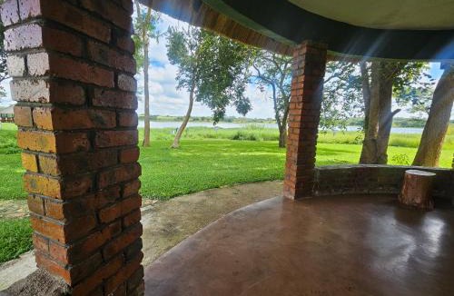 Karoi Hotel | Spring Resort