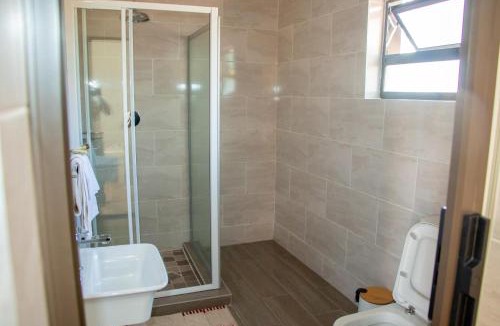 Bulawayo Apartment | Standard room in Morningside guesthouse - 2090