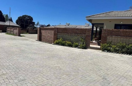 Bouvet Island House | Staylax- Hatfield Manor 2
