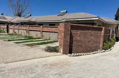 Bouvet Island House | Staylax- Hatfield Manor 2