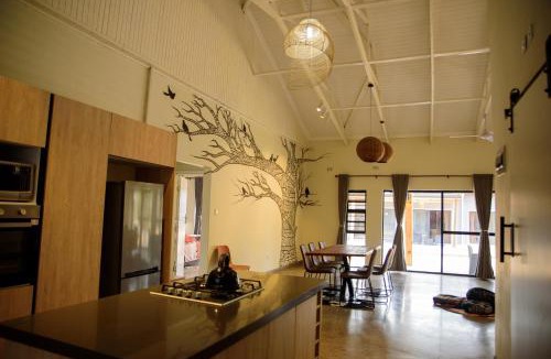 Bulawayo Apartment | Stonechat Haven Samaita unit
