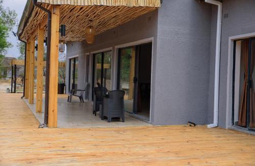 Bulawayo Apartment | Stonechat Haven Samaita unit