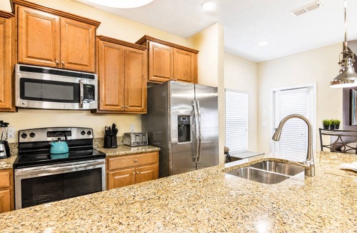 Kissimmee House | Storey Lake Resort home with Mini-Golf & Lazy River | Private Pool | Sleeps 10