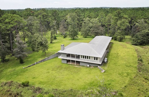 De Funiak Springs House | Story's Landing Secluded Retreat