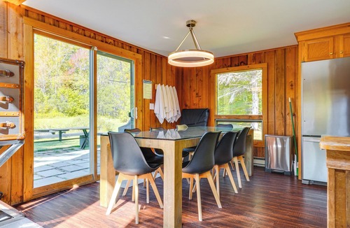 Stratton Mountain House | Stratton Shuttle Access! Vermont Mountain Hideaway