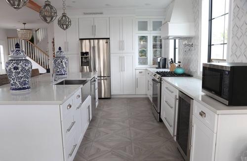 Montego Bay House | Stunning New 3800 Sqft Bayside Steps from Beach!