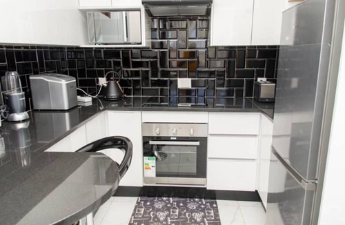 Bulawayo Apartment | Stunning one bed apartment - 2176
