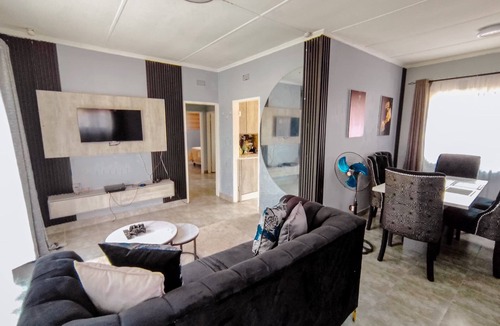 Harare House | Stylish and Cozy home in Harare . Private and affordable- perfect getaway