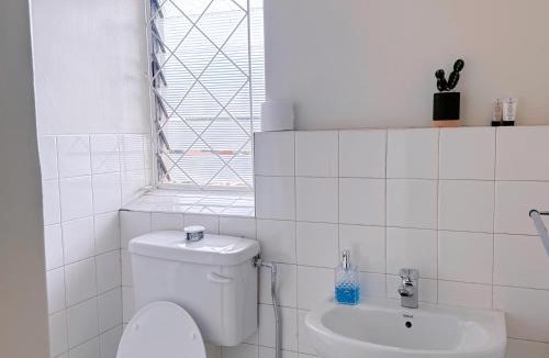 Harare Apartment | Stylish Studio Apartment in the Avenues