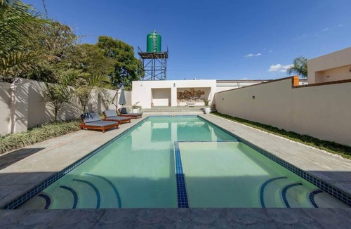 Lusaka Central Apartment | Stylish Urban 2BR|Kawe