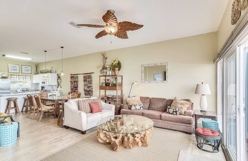 Sunnyside House | Summer Deals! Amazing Views from this Gulf-Front Townhome!