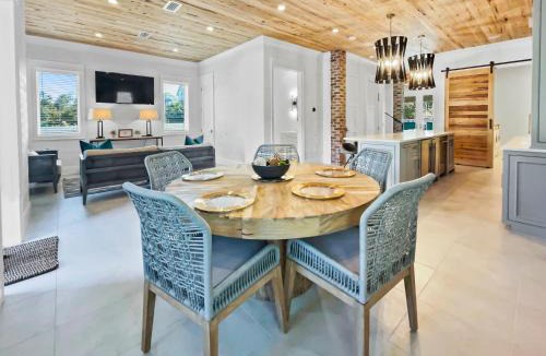 San Juan House | Summer Wind l Ocean Views, Steps to Beach, Private Pool and Jacuzzi, Golf Cart, Bikes, Ample Parking