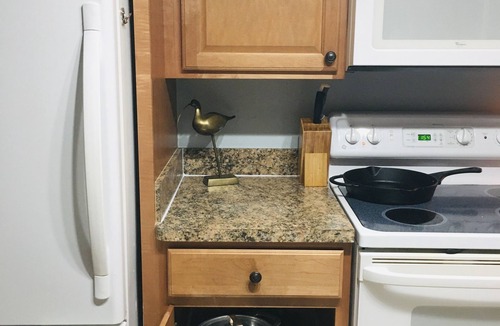 Cape Caneveral Beach Gardens House | Sun, Space, Sea! Super Clean 2 BR/2BA Town Home in Cape Canaveral. Monthly Only.