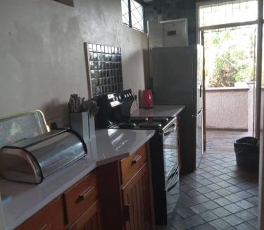 Kariba House | Sunrise and sunsets lodge previously known as leopard lodge
