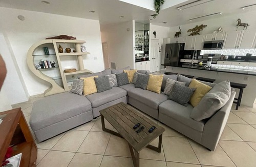 Sunset Lakes House | Sunset Lake Oasis | 5 bedrooms, 5 bathrooms, pool and spa near Disney