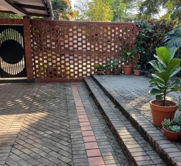 Lusaka Cabin | Supple Lodge - 300 Meters from Manda Hill Mall