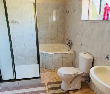 Mutare House | TAYLA Suites on Tatonga 2