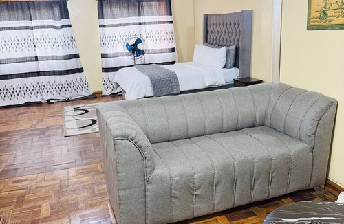 Mutare House | TAYLA Suites on Tatonga 2