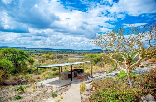 Figtree Villa | Thakgalo Honeymoon Suite - 2211