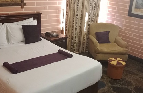 Gaborone Cabin | The Big Five Lodge