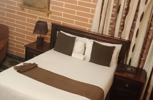 Gaborone Cabin | The Big Five Lodge