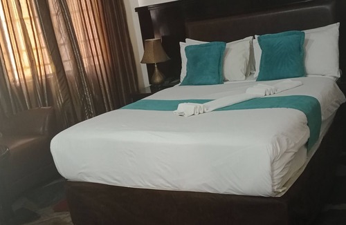 Gaborone Cabin | The Big Five Lodge