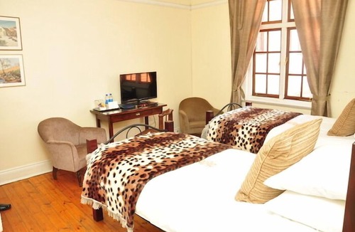 Bulawayo Hotel | The Bulawayo Club