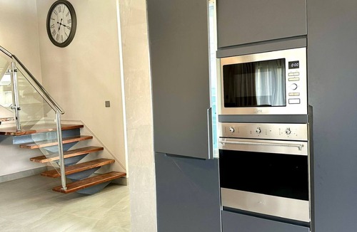 Harare East House | The Cozy and Comfy Home In Portglen