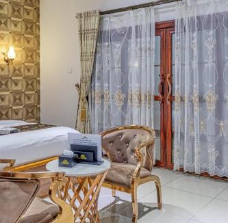 Lusaka Central Hotel | The Crest Lodge Limited