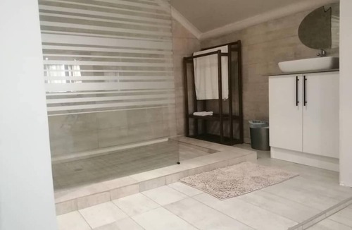 Harare House | The Hilltop Guesthouse