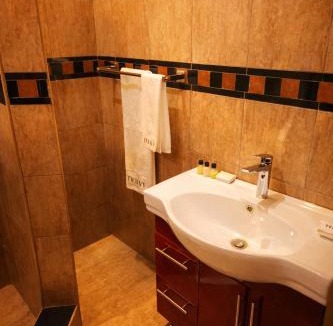 Lusaka Hotel | The Ivy Hotel