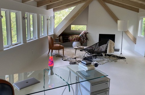 Greensboro House | The Navigators Club: Lake Oconee. Luxurious Lakefront 4BR/3BA/Art Studio/Dock