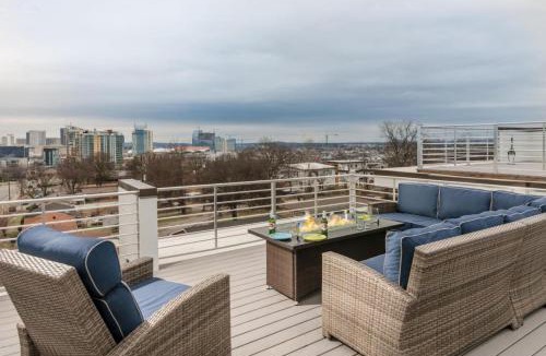 Edgehill House | The New Nashview 4BR Gulch Rooftop Fire Pit