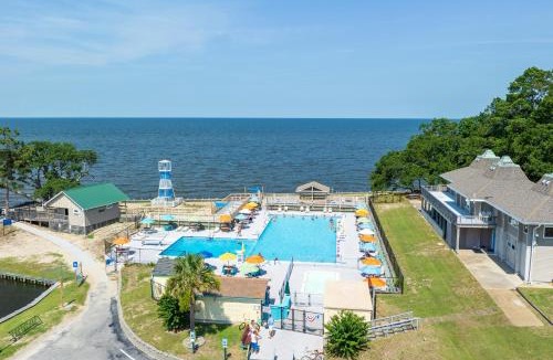 Colington Harbour House | The Sandy Eagle