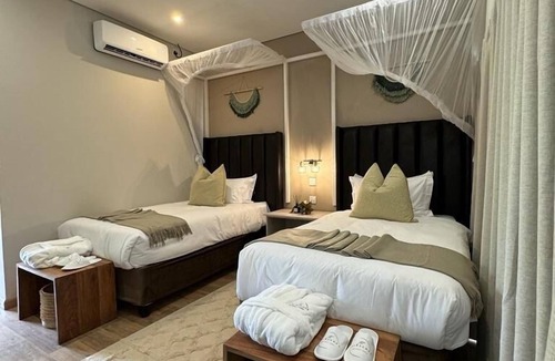 Victoria Falls Cabin | The Telescope Boutique Lodge