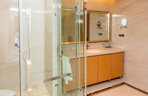Lusaka Hotel | The Venetian Hotel