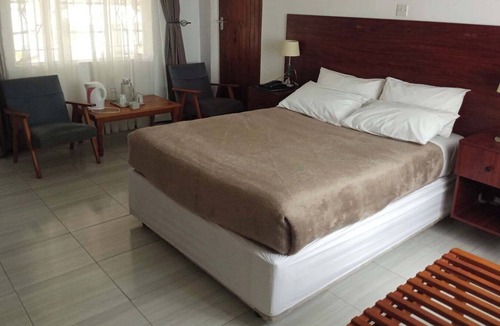 Nyanga Hotel | The Village Inn Hotel