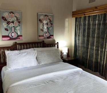 Juliasdale Apartment | Three bedroomed house in Juliasdale - 2192