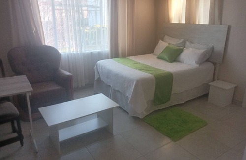 Bulawayo House | Tingompela Guest House