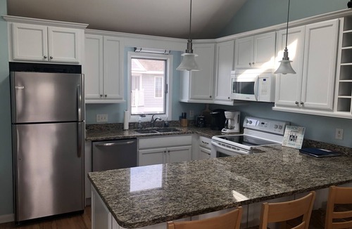 Dewey Beach House | Top Rated Dewey Beach Townhome Walk to Beach Bay Views Sleeps 10 Pet Friendly
