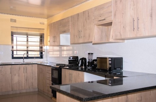 Lusaka Central Apartment | Travelling to Zambia? Welcome to JRK Apartments - Your Home Away from Home!