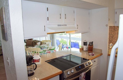 Destin Condo | Turtles Nest Mins to the Beach Family Condo
