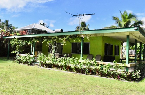 Arorangi House | Tuteveras' Arms - Arorangi
