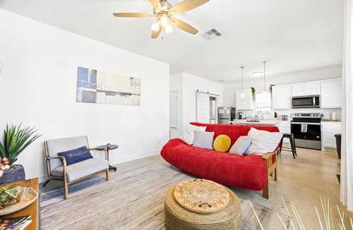 Denver Heights House | Unit 101 Family-friendly stay San Antonio 2BR for 6