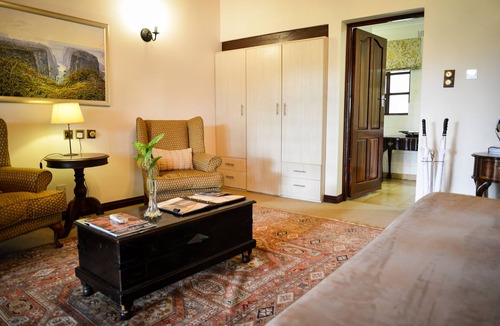 Victoria Falls Cabin | Ursula's Homestead
