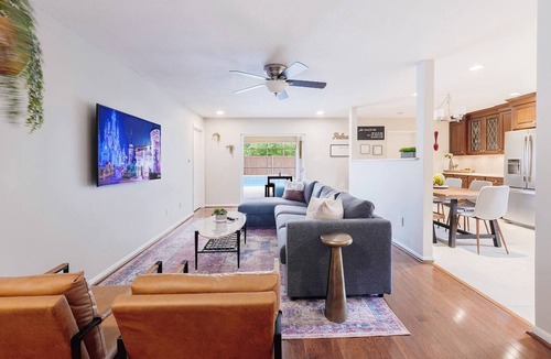 Indian Wells House | Vacation Home 3 beds 2 bathrooms 5 miles to Disney Springs. 7 Minutes to Disney