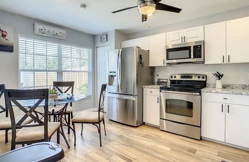 Ridge Wood Heights House | Vacation home near Siesta Key Beach heated pool